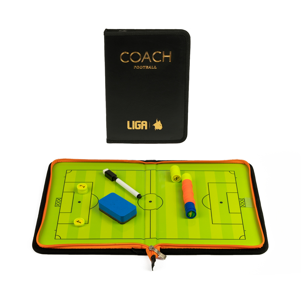 ΠΙΝΑΚΑΣ ΤΑΚΤΙΚΗΣ ΠΟΔΟΣΦΑΙΡΟΥ 42x28cm ΜΕ ΦΕΡΜΟΥΑΡ (SOCCER TACTIC BOARD FOLDER WITH ZIPPER) LIGASPORT